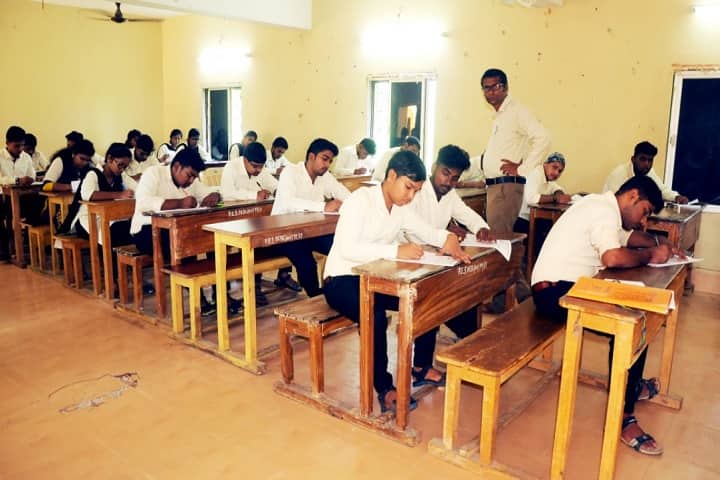 College of Pharmaceutical Science campus in Bhuan, Odisha, India — photo 4