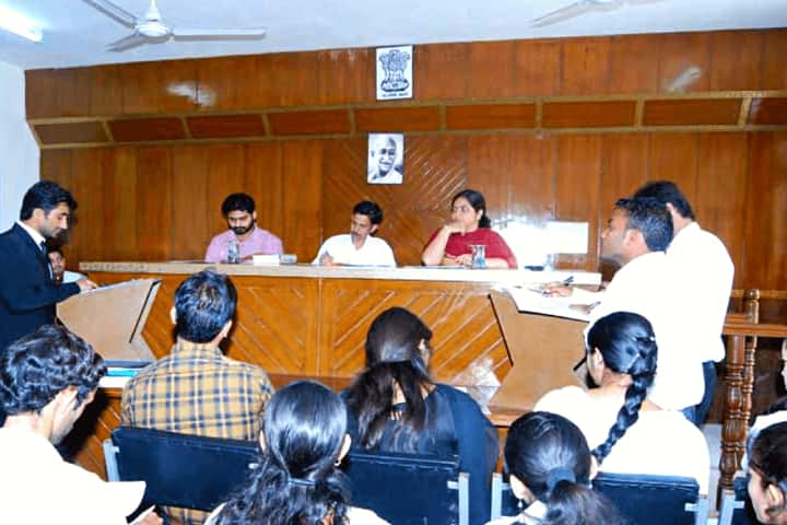 Dwarka Dass Memorial Sai Law College campus in Hamirpur, Himachal Pradesh, India — photo 5