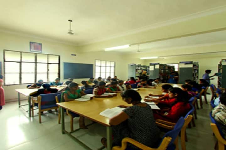 CMR College of Pharmacy campus in Hyderabad, Telangana, India — photo 3