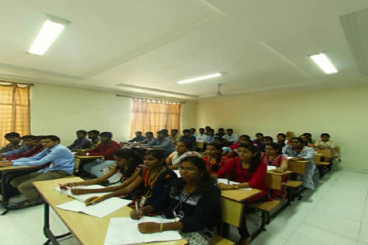 CMR College of Pharmacy campus in Hyderabad, Telangana, India — photo 4