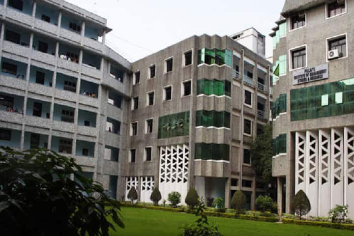 Pillai's Institute of Management campus in Navi Mumbai, Maharashtra, India — photo 1