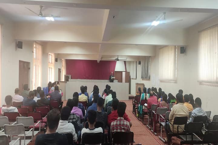 RML College of Law campus in Bengaluru, Karnataka, India — photo 2