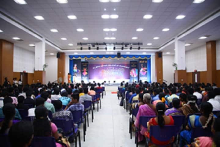 CL Baid Metha College of Pharmacy campus in Chennai, Tamil Nadu, India — photo 4