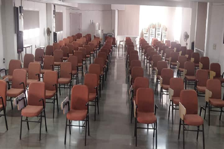 CK Pithawalla Institute of Pharmaceutical Science and Research campus in Surat, Gujarat, India — photo 2