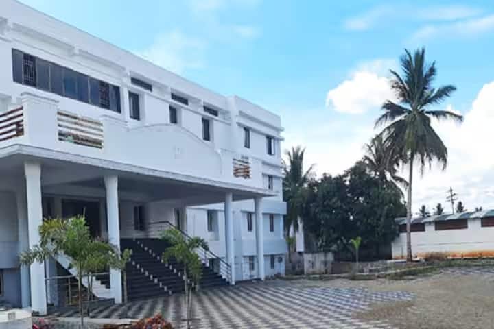 Sakthi College of Nursing campus in Dindigul, Tamil Nadu, India — photo 5
