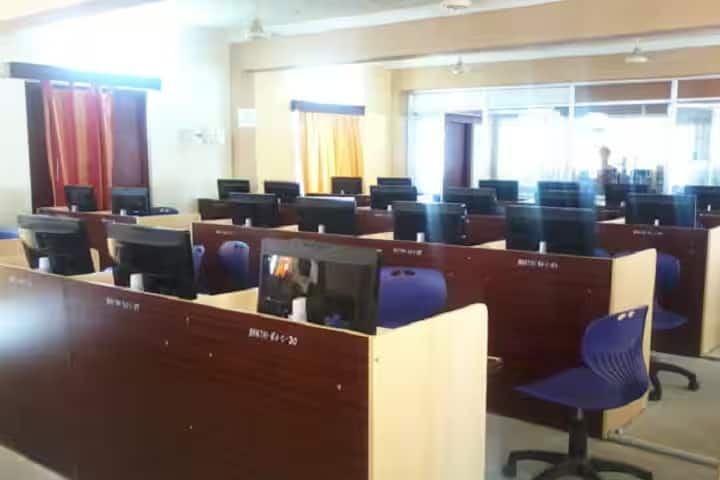 Sakthi College of Nursing campus in Dindigul, Tamil Nadu, India — photo 6