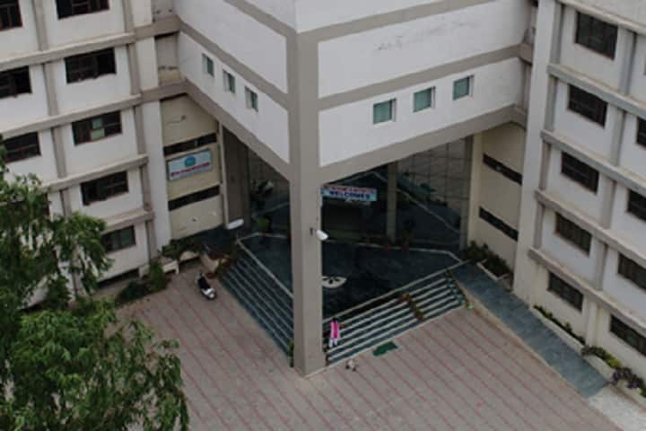 Rattan Professional Education College campus in Sahibzada Ajit Singh Nagar, Punjab, India — photo 1