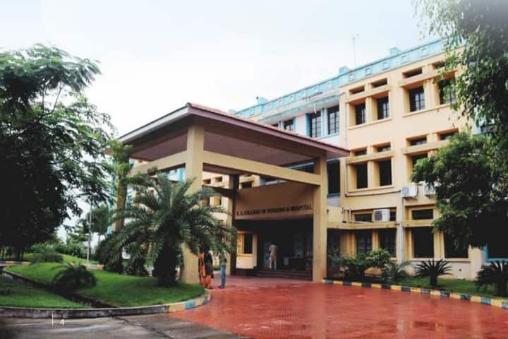 ES School of Nursing campus in Villupuram, Tamil Nadu, India — photo 1