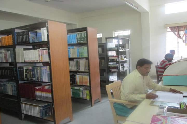 Channabasweshwar Pharmacy College campus in Latur, Maharashtra, India — photo 6