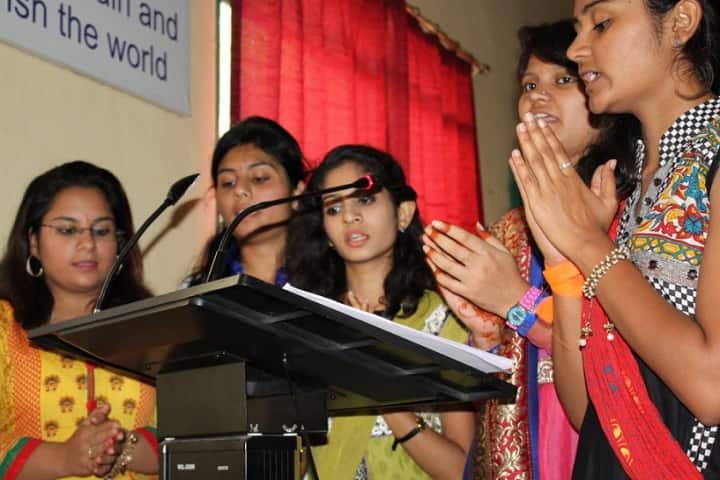 Dr Vithalrao Vikhe Patil Foundation's College of Physiotherapy campus in Ahmednagar, Maharashtra, India — photo 3