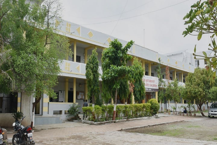 Dakshin Kesri Muni Mishrilalji Homoeopathic Medical College campus in Aurangabad, Maharashtra, India — photo 2