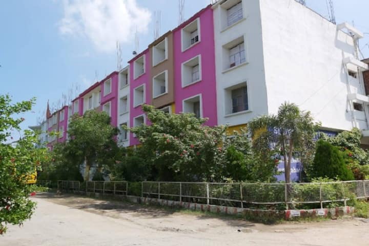 Sityog Institute of Technology campus in Aurangabad, Bihar, India — photo 1