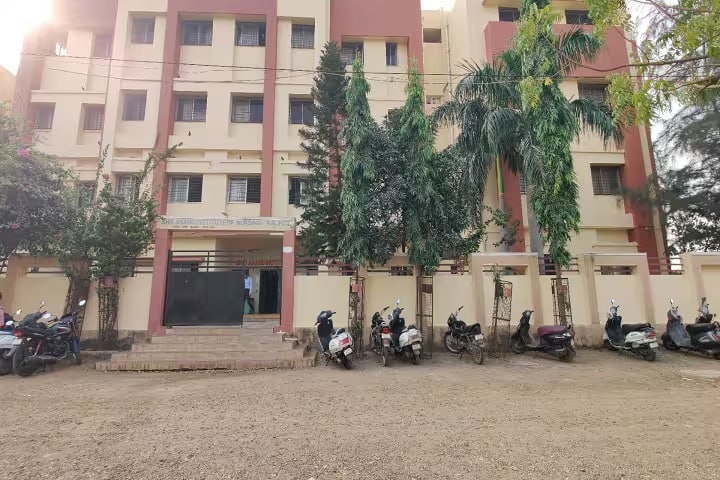 Shri Anand Institute of Nursing campus in Rajkot, Gujarat, India — photo 1