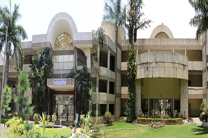Career College of Law campus in Bhopal, Madhya Pradesh, India — photo 1