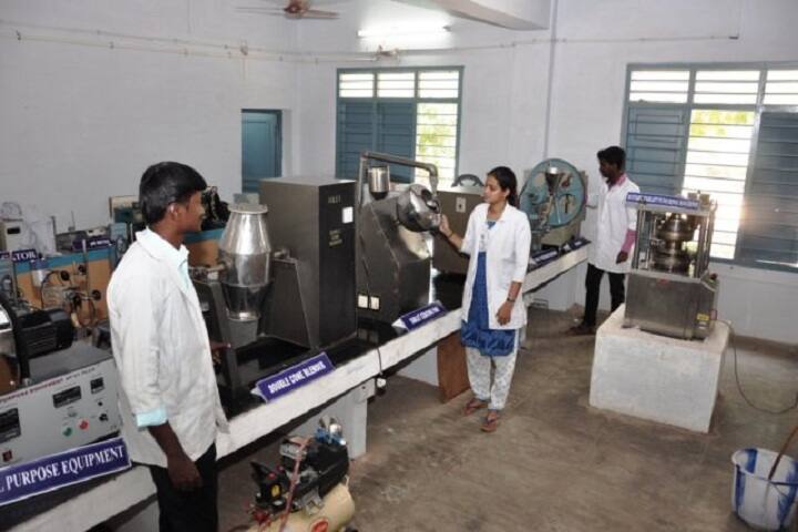 Arulmigu Kalasalingam College of Pharmacy campus in Virudhunagar, Tamil Nadu, India — photo 4