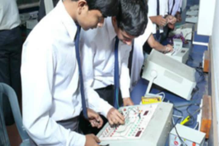 RM Polytechnic campus in Gulbarga, Karnataka, India — photo 3