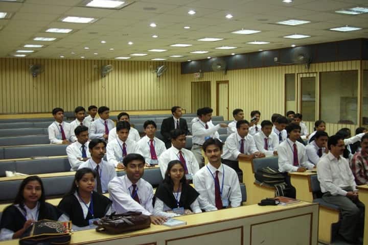 Bimal Chandra College of Law campus in Murshidabad, West Bengal, India — photo 2