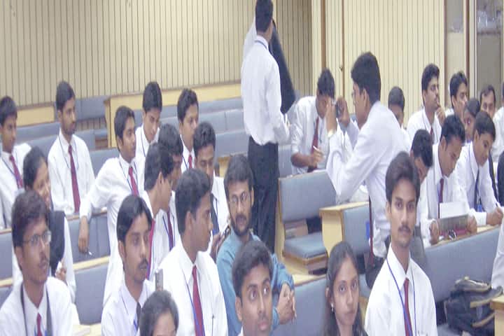 Bimal Chandra College of Law campus in Murshidabad, West Bengal, India — photo 4