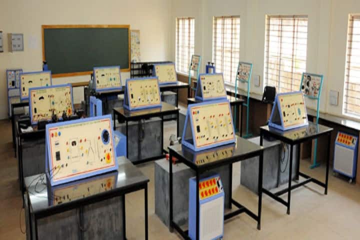 Dr TMA Pai Polytechnic campus in Udupi, Karnataka, India — photo 4