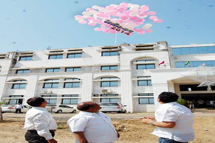 Renaissance Polytechnic campus in Chandrapur, Maharashtra, India — photo 1