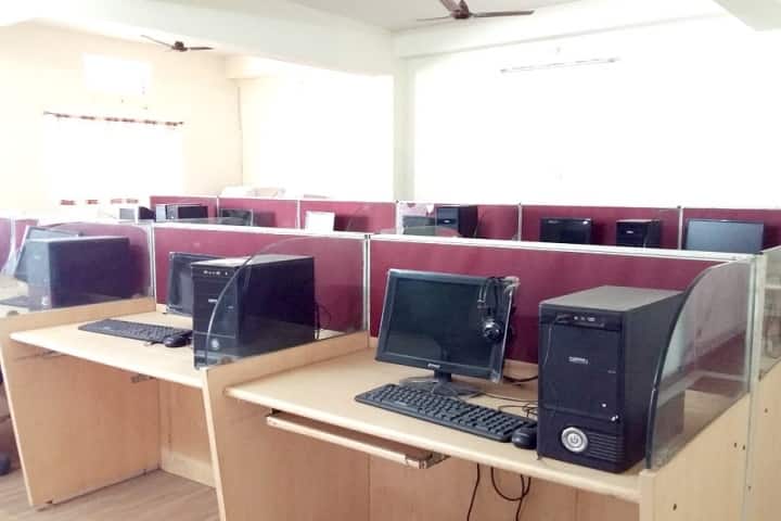 Apollo College of Pharmacy campus in Anjora, Chhattisgarh, India — photo 3