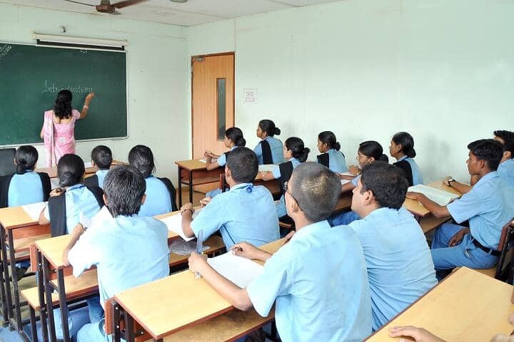 SHT's Institute of Nursing Education and Paramedical Science campus in Thane, Maharashtra, India — photo 1