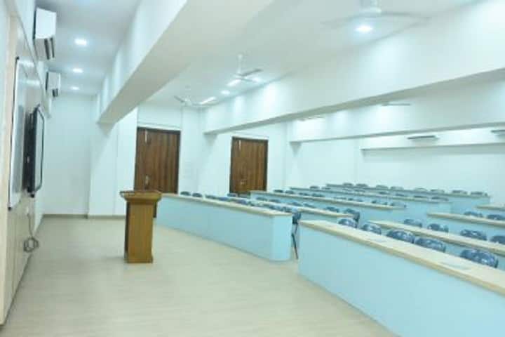 DM Harish School of Law campus in Mumbai, Maharashtra, India — photo 2