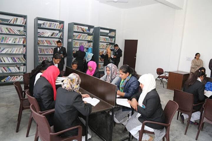 Dixit College of Law campus in Rampur, Uttar Pradesh, India — photo 5