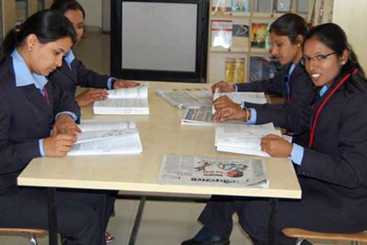 Shrimant Jayshreemaladevi Naik Nimbalkar Institute of Management Studies campus in Phaltan, Maharashtra, India — photo 3