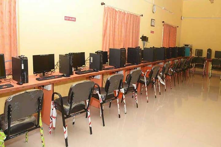 Anandi Pharmacy College campus in Kolhapur, Maharashtra, India — photo 6