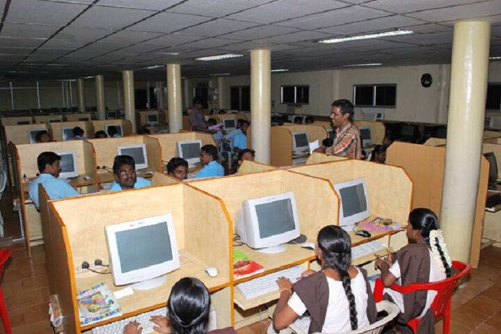 Ratnavel Subramaniam Polytechnic College campus in Dindigul, Tamil Nadu, India — photo 3