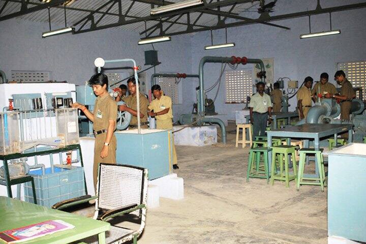 Ratnavel Subramaniam Polytechnic College campus in Dindigul, Tamil Nadu, India — photo 6