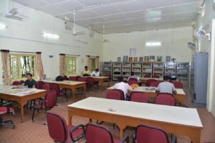 Government Vidarbha Institute of Science and Humanities campus in Amravati, Maharashtra, India — photo 5