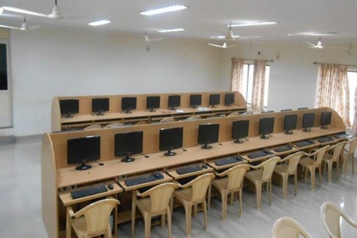 Ramya Sathianathan Polytechnic College campus in Thanjavur, Tamil Nadu, India — photo 4