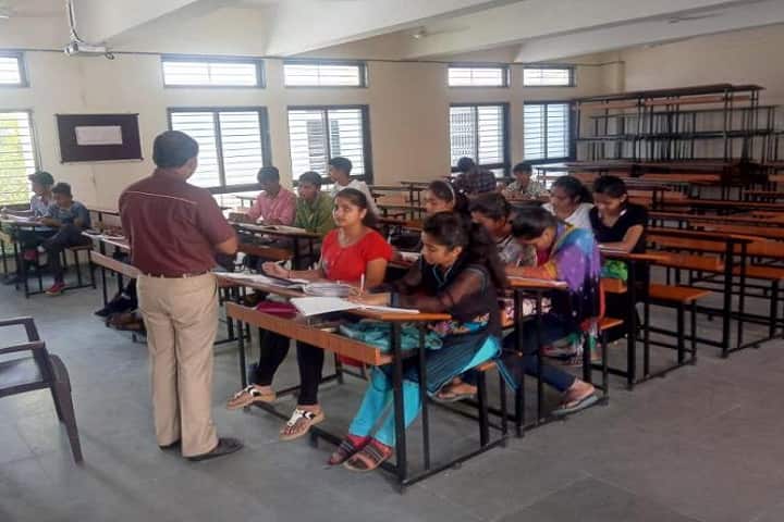 Government Commerce College campus in Sabarkantha, Gujarat, India — photo 3