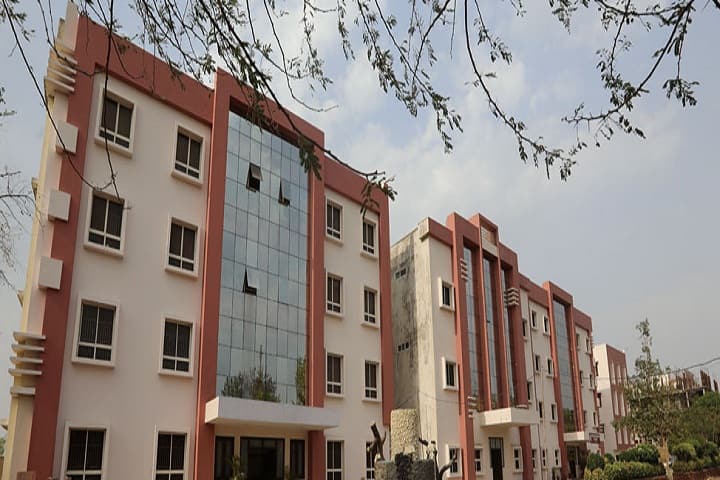 RD Memorial College of Nursing campus in Bhopal, Madhya Pradesh, India — photo 1
