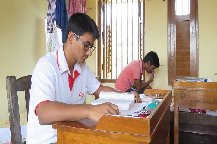 Ramakrishna Mission Shilpapitha campus in Kolkata, West Bengal, India — photo 4