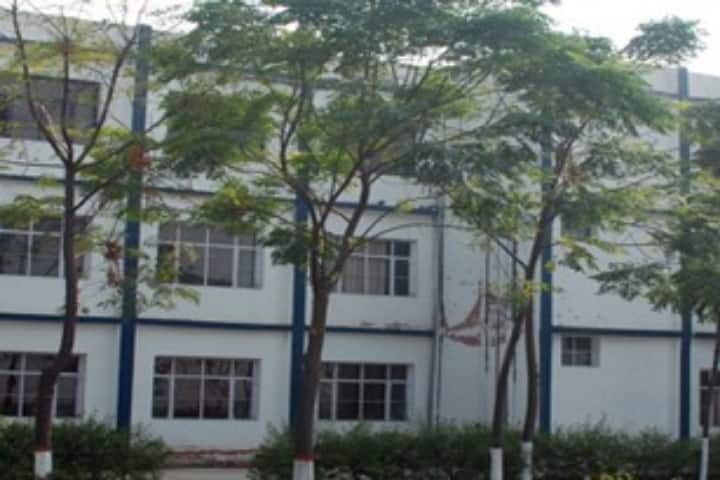 Punjab Public College of Nursing campus in Bathinda, Punjab, India — photo 1