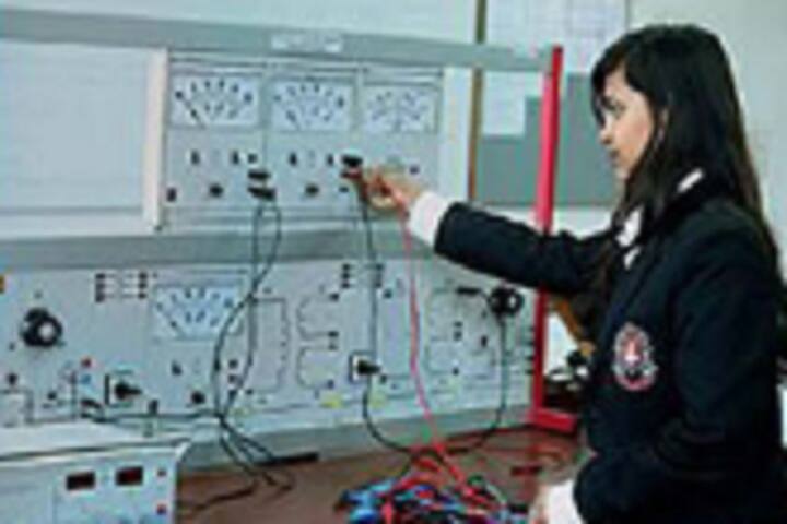 School of Engineering and Technology campus in Laxmangarh, Rajasthan, India — photo 4