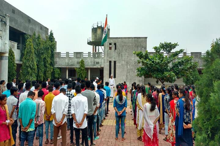 Shree SG Patel Arts and Shree PK Desai Commerce College campus in Nizar, Gujarat, India — photo 3