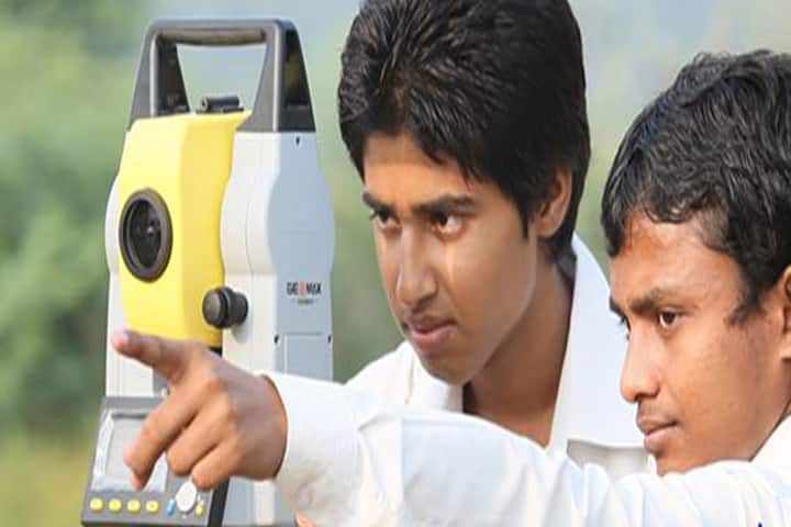 PMV Polytechnic campus in Mathura, Uttar Pradesh, India — photo 2