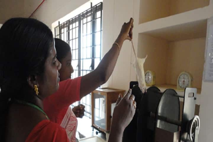 Adhiparasakthi College of Pharmacy campus in Kesavarayanpettai, Tamil Nadu, India — photo 2