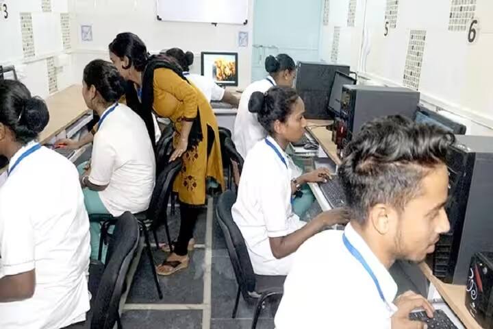 New Life Institute of Nursing campus in Korea Colliery, Chhattisgarh, India — photo 4