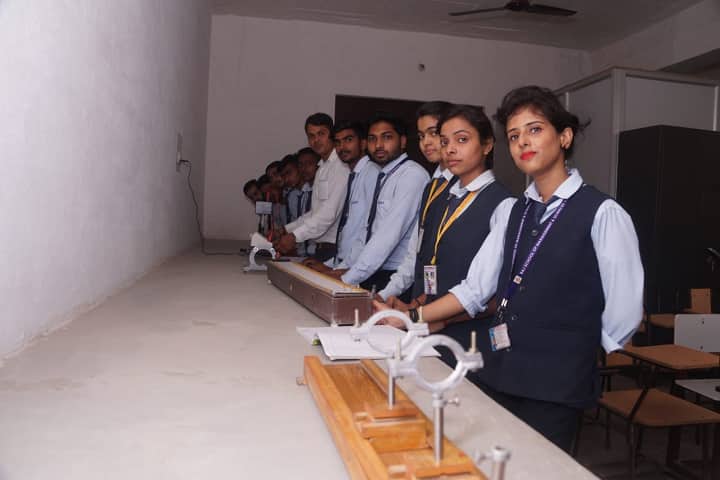 Raj Polytechnic campus in Varanasi, Uttar Pradesh, India — photo 6
