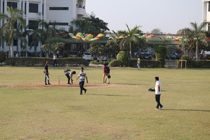 Lok Jagruti Kendra University campus in Ahmedabad, Gujarat, India — photo 6