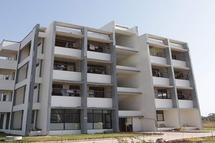 Gokul Global University campus in Siddhpur, Gujarat, India — photo 3