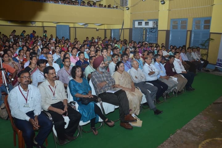 Midnapore College campus in Medinipur, West Bengal, India — photo 4