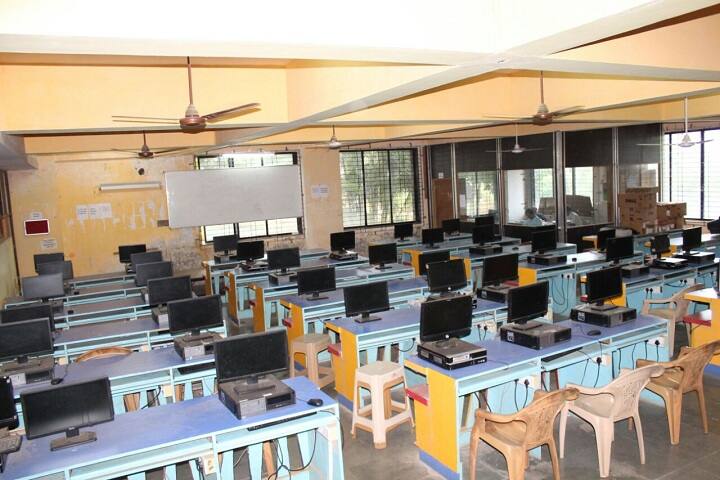 Yadavrao Tasgaonkar School of Business Management campus in Karjat, Maharashtra, India — photo 3