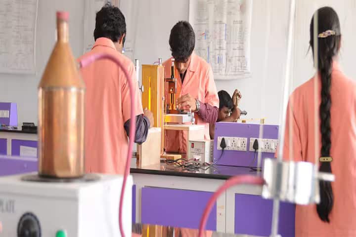 Arulmurugan College of Engineering campus in Karur, Tamil Nadu, India — photo 2
