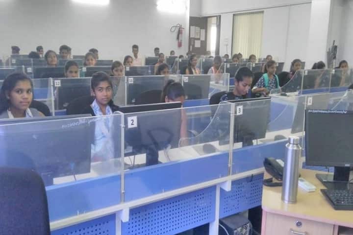 Dr APJ Abdul Kalam Government College campus in Silvassa, Dadra and Nagar Haveli, India — photo 6